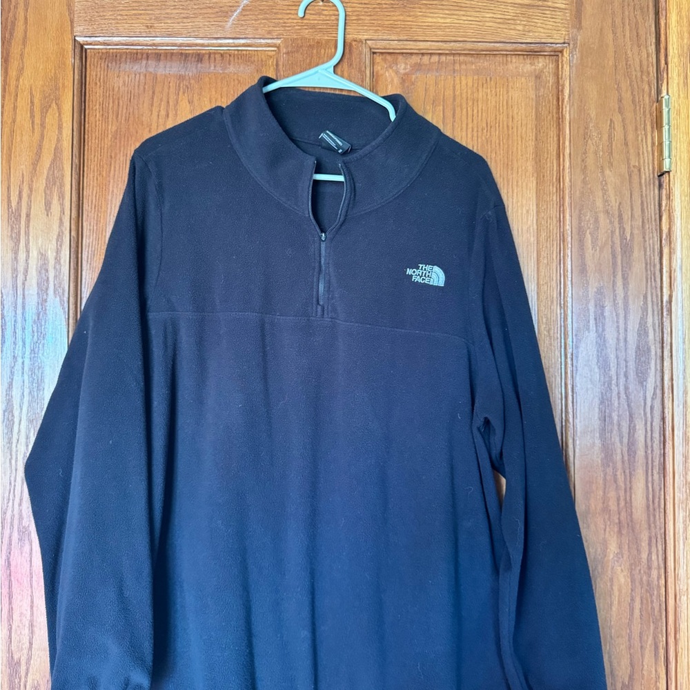 Women’s The North Face Black Quarter-Zip Fleece Pullover Size 1X
